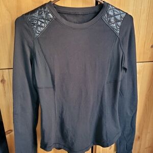 Lululemon Run Women's Ice Queen Long Sleeve Top in Black size 6